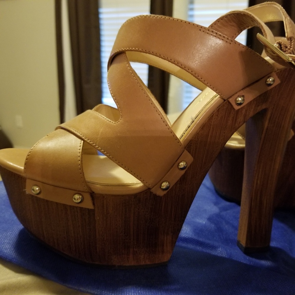 Jessica simpson wedge heel